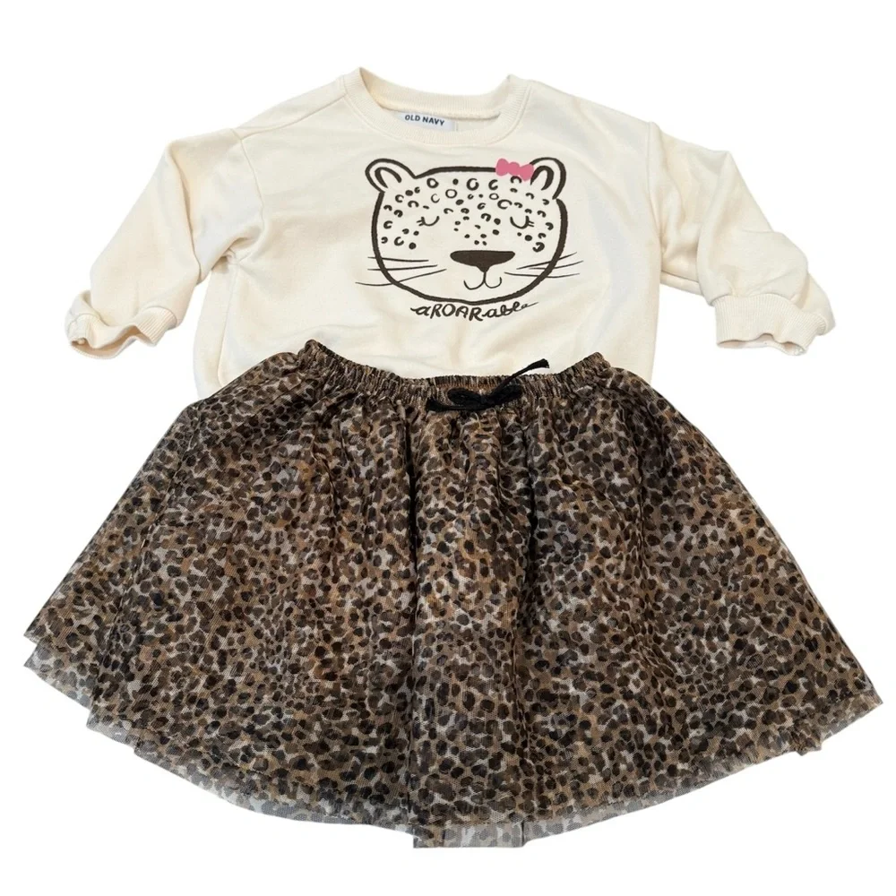 Old Navy Baby Girl Ivory Tiger Sweatshirt & Brown Tulle Skirt Set 18-24 Months